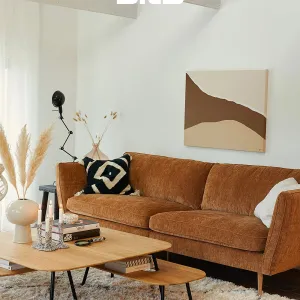 ✨ Lignes modernes & confort absolu ✨

Le canapé Teddy @sits_furniture séduit par son allure contemporaine et ses accoudoirs galbés qui lui...