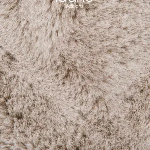 ✨ Douceur & cocooning ✨

Le tapis Courchevel @idaho_editions transforme votre intérieur en véritable havre de confort. Avec sa texture...