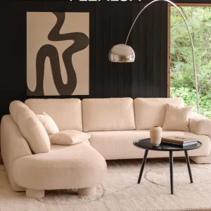 ✨ Douceur et rondeur avec Molino ✨

Le canapé Molino de chez @flexluxfurniture est une véritable pièce forte qui se distingue par ses lignes...