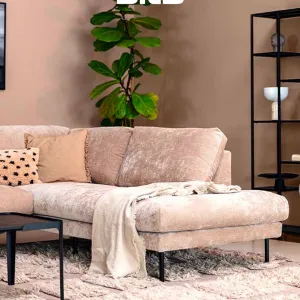 ✨ Élégance aérienne avec Ashton ✨

Le canapé Ashton @sits_furniture redéfinit les codes du salon contemporain. Avec son design épuré et...