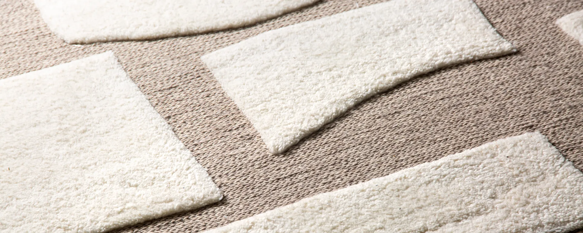Tapis d'hiver : comment bien choisir son tapis pour un intérieur cosy et tendance ?