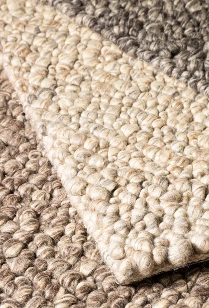 Tapis d’hiver tendance pour un salon chic et cocooning