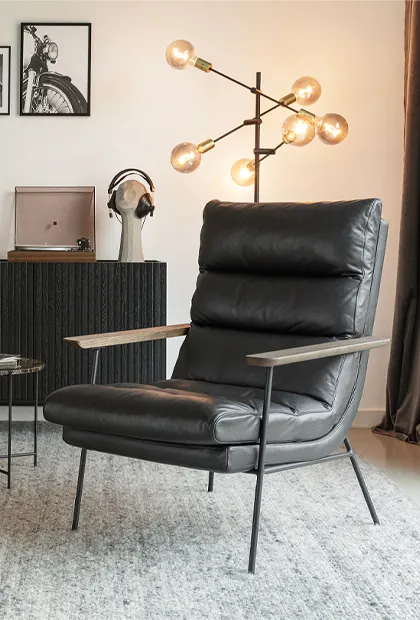 Fauteuil contemporain : comment bien le choisir pour un salon moderne et tendance