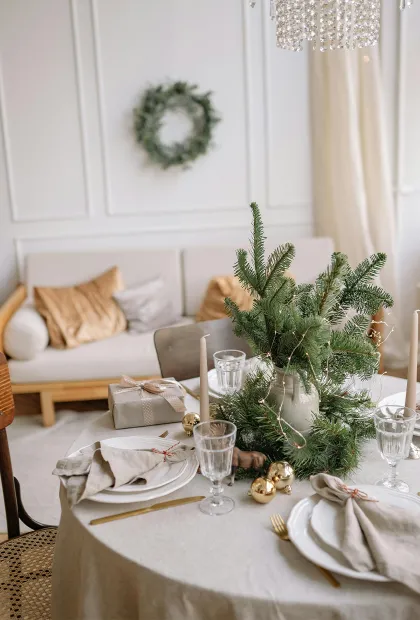 Aménager une salle à manger conviviale pour Noël 2025 : nos conseils table et chaises