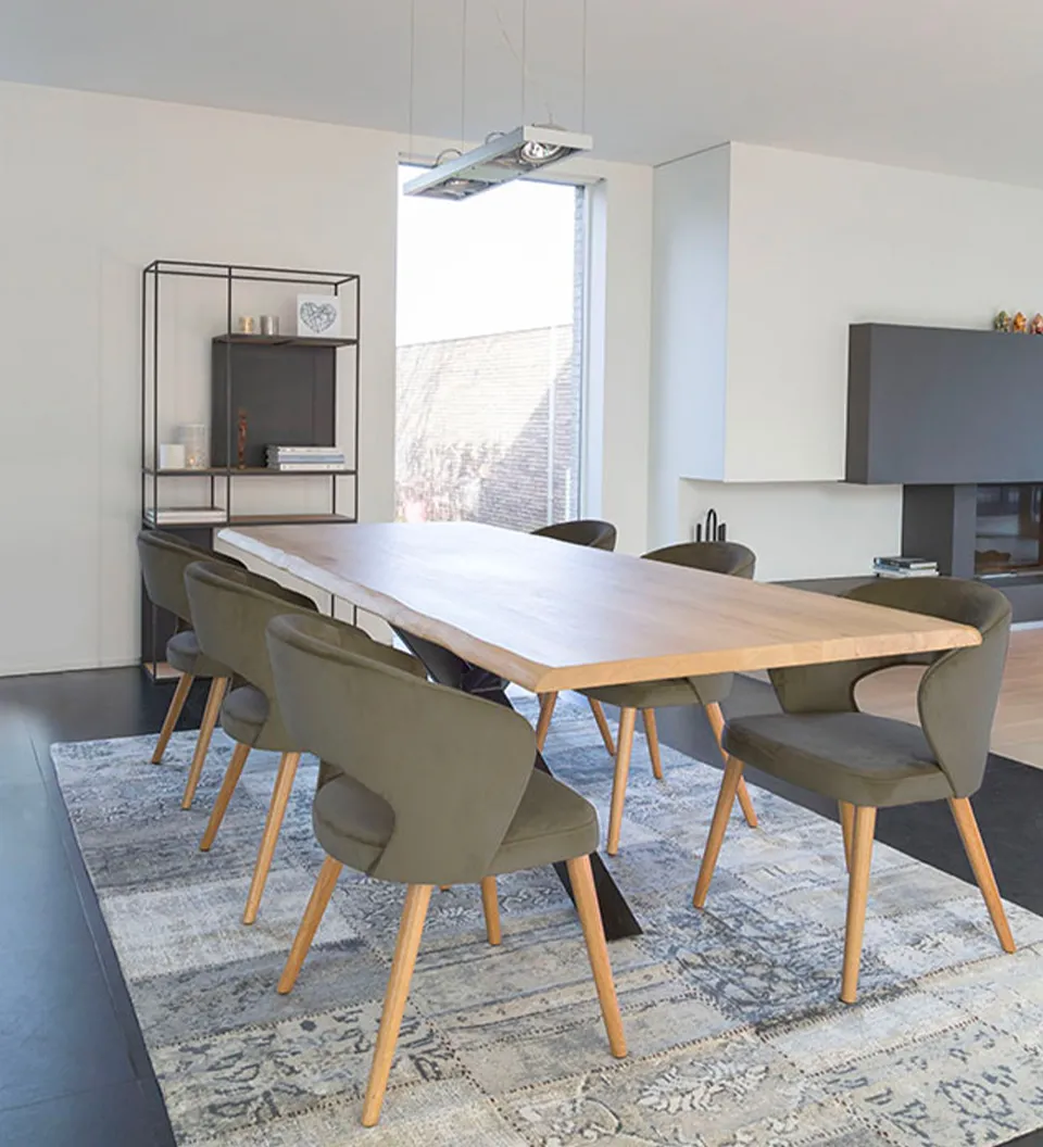 table-jos-castleline