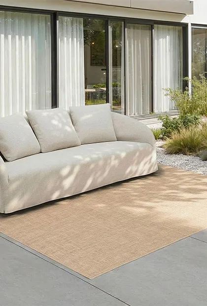 Tapis outdoor 2026 : les tendances pour terrasse, balcon et jardin